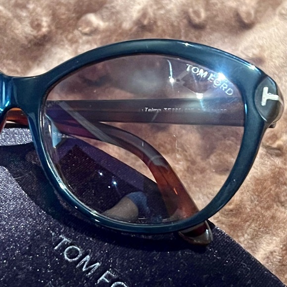 Authentic Tom Ford Sunglasses - Picture 3 of 6